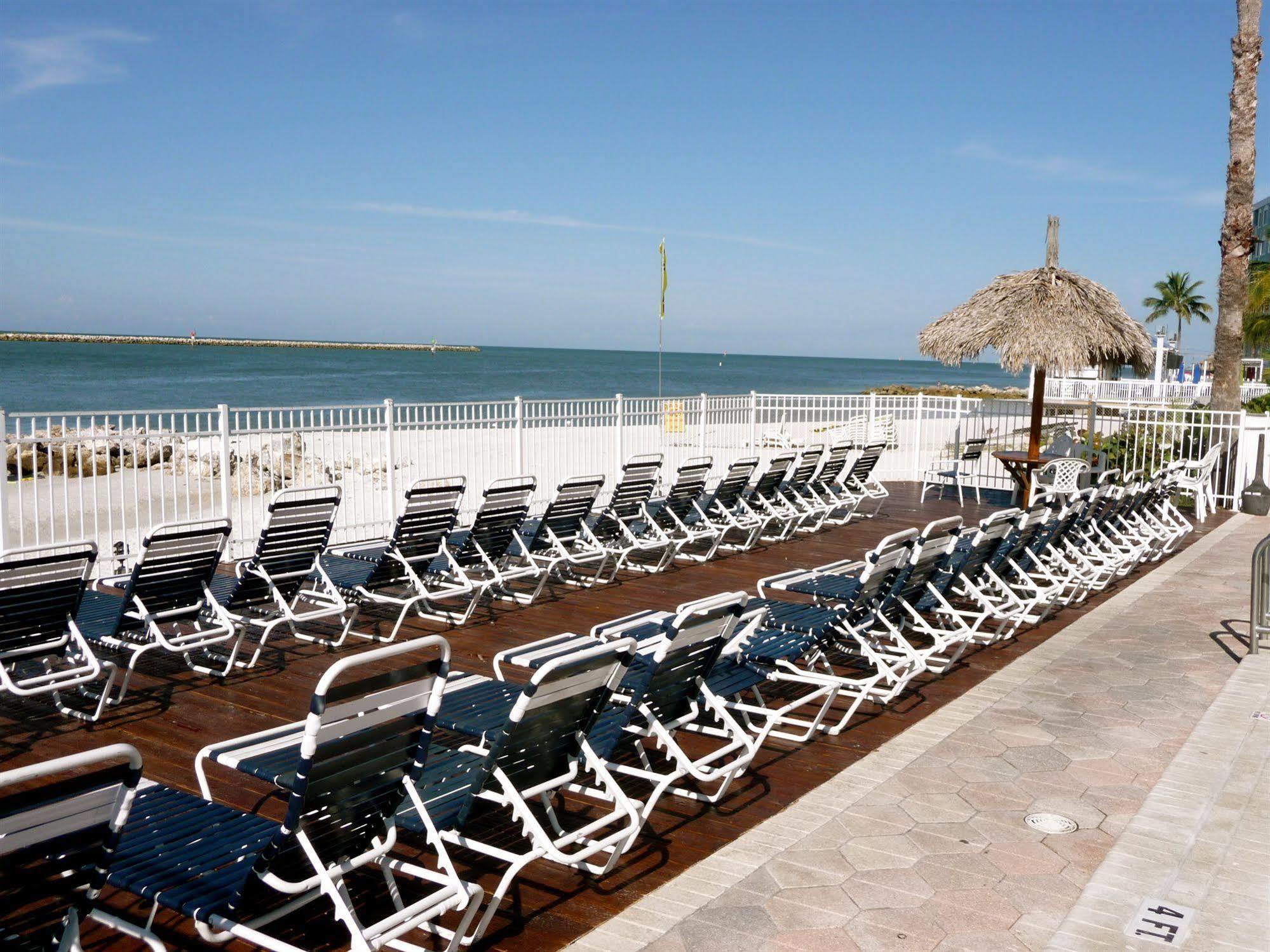 Gulfview Hotel - On The Beach 클리어워터 비치 외부 사진